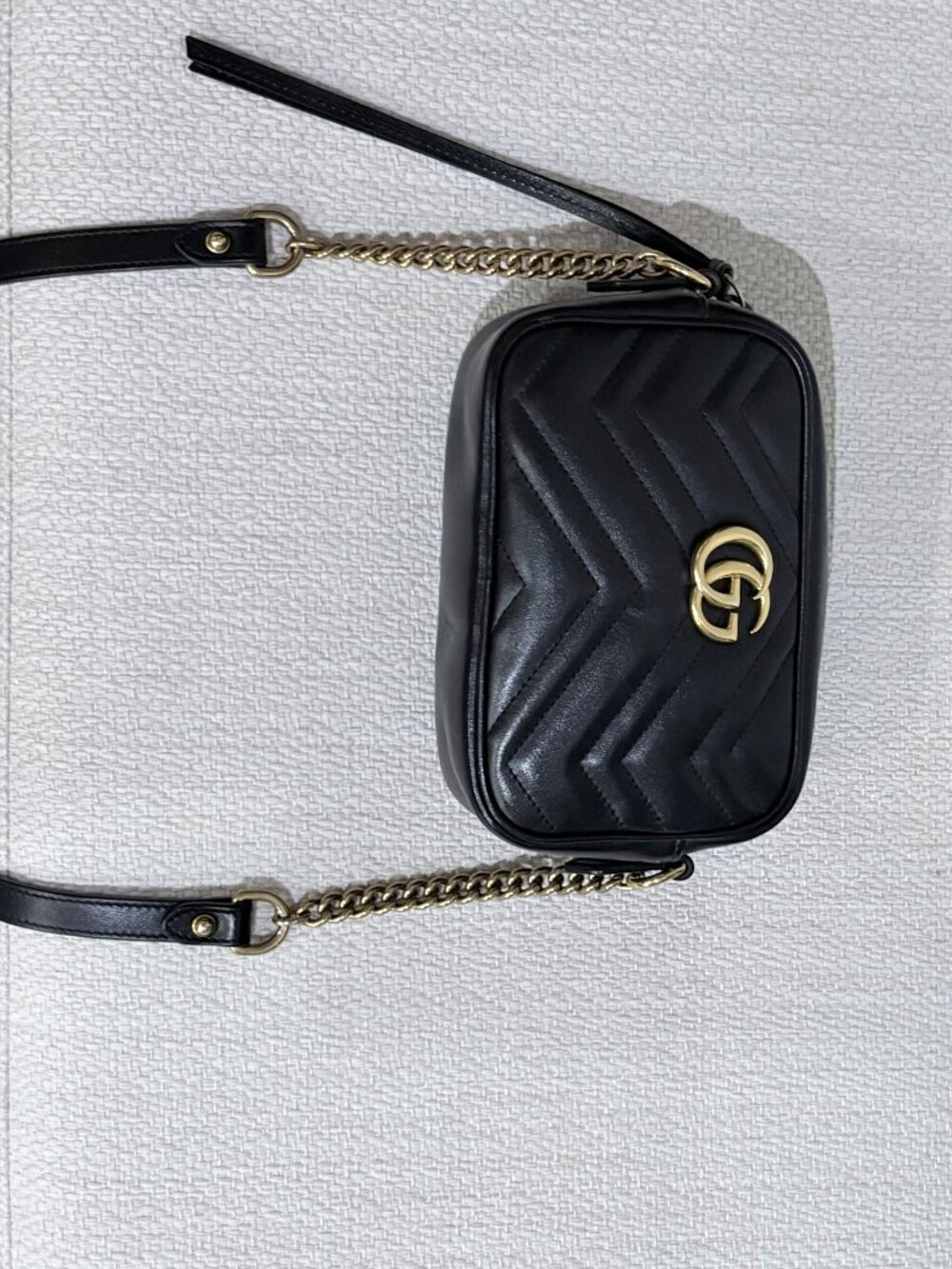 Gucci GG Marmont mini camera bag - Picture 2 of 14